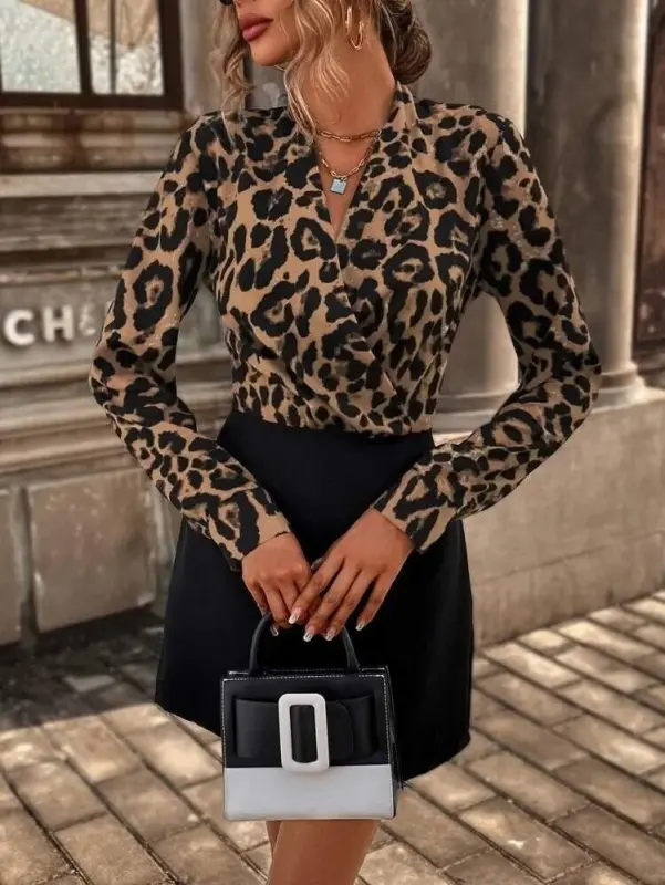 Women Long Sleeve Wrap Neck Crepe Mini Size Dress - 6