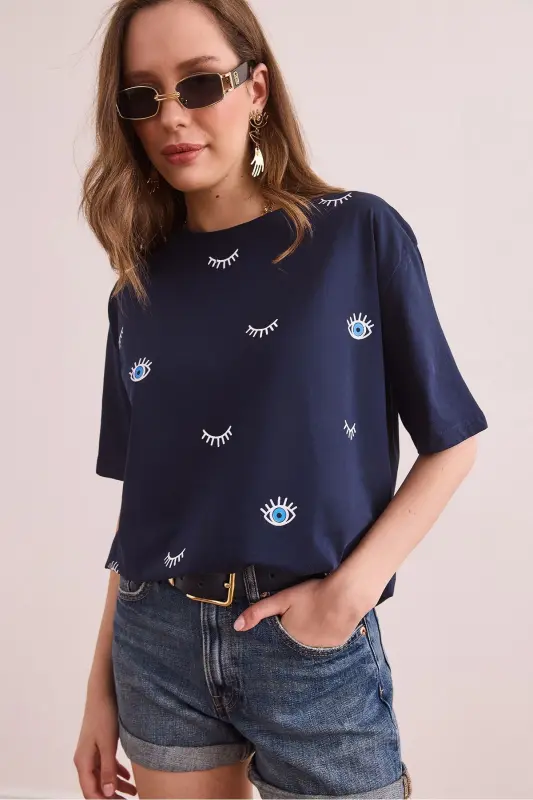 Women Navy Blue Eye Printed T-Shirt TSH-19000817-Lac - 3