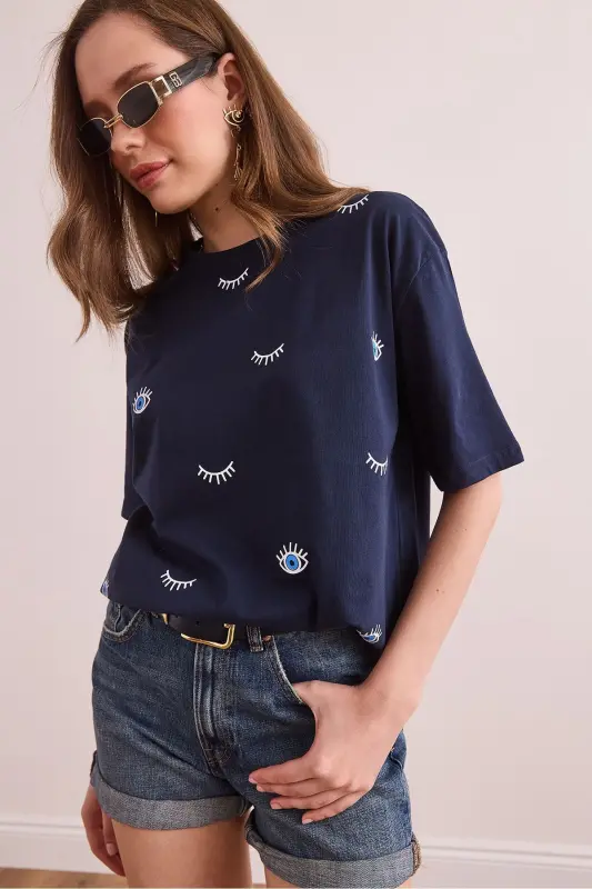 Women Navy Blue Eye Printed T-Shirt TSH-19000817-Lac - 6
