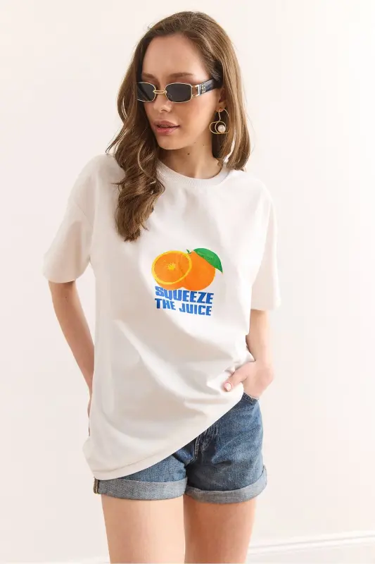 Women Orange White Front Back Printed Relaxed Fit 2 - 5