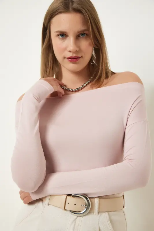 Women Powder Boat Neck Knitted Blouse RX00046-Powder - 3