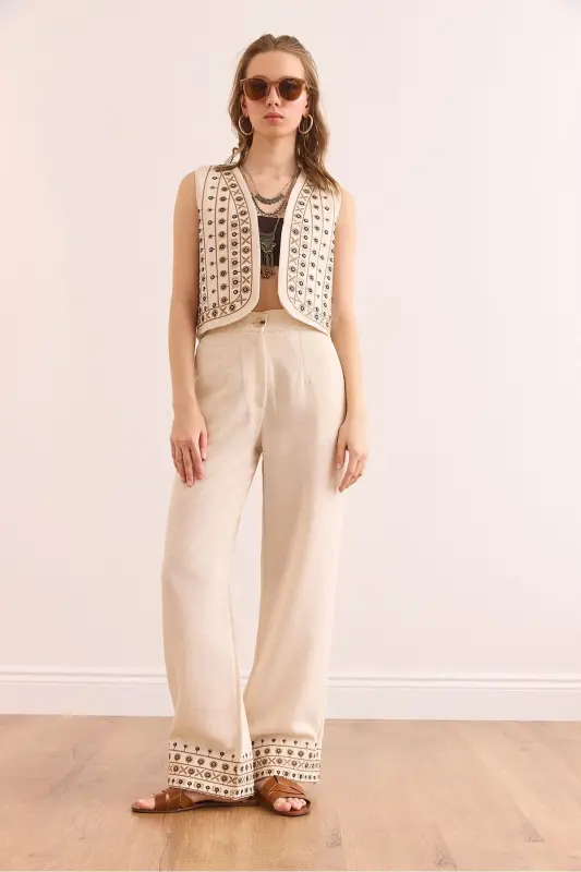 Women Stone Top Vest Pocketed Pants Embroidered Set - 2