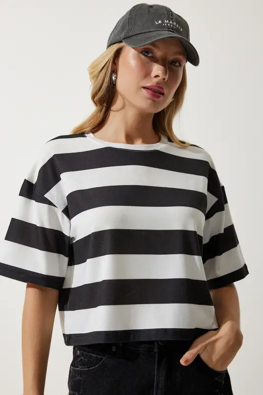 Women White Black Bicycle Neck Striped Crop Knit T-Shirt HF00452 - 2