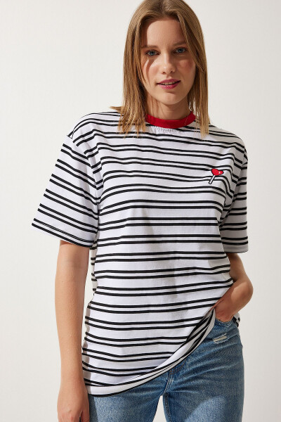 Women White Crew Neck Striped Knitted T-Shirt CR0 - HAPPINESS İSTANBUL (1)
