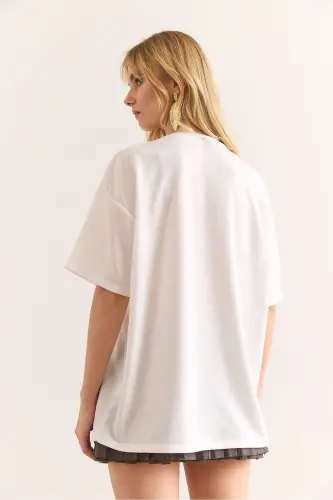 Women White Doguie Printed 2 Thread Relaxed Fit T-shirt - 2