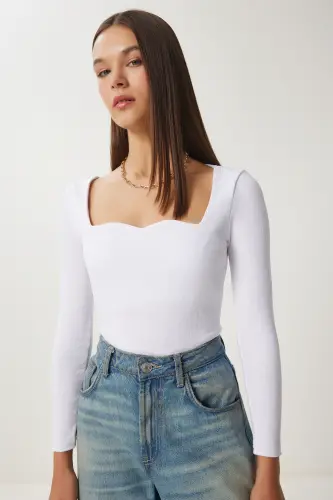 Women White Heart Collar Ribbed Knit Blouse GT00100-White - 4