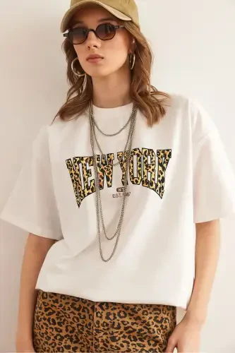 Women White Leopard New York Printed 2 Rope Relaxed Fit - OLALOOK (1)