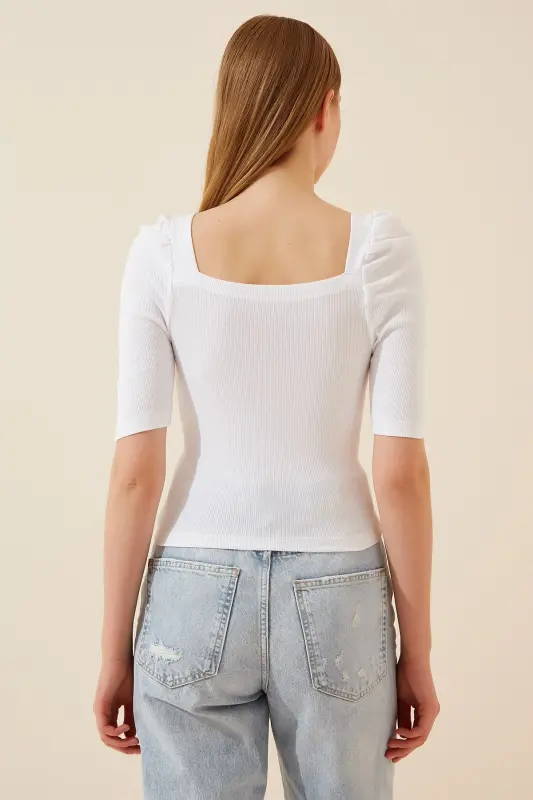 Women White Square Neck Ribbed Crop Blouse GT00007-White - 3