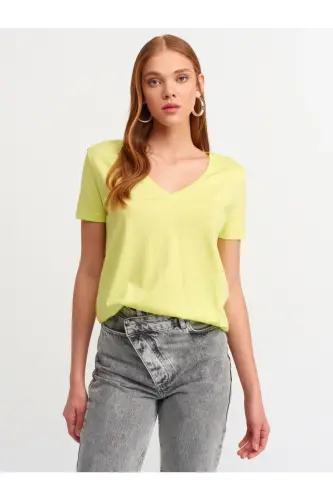 Women Yellow 3470 V Neck Basic T-shirt-Lime - 4