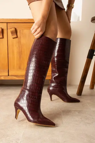 Women's 5 cm Heel Burgundy Croco Print Boot-Burgundy 