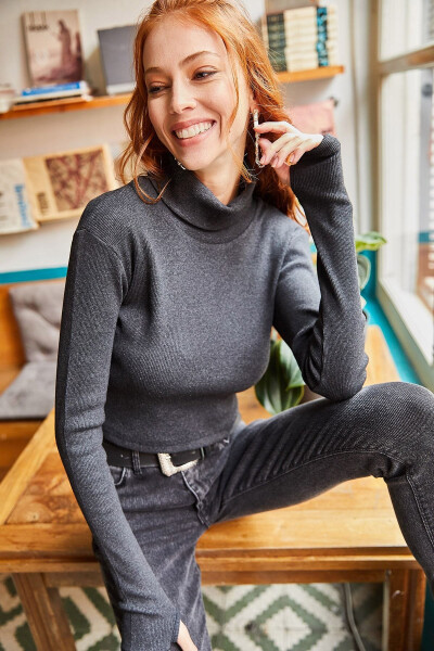 Women's Anthracite Fisherman Collar Finger Detail Lycra Crop Blouse BLZ-19001644 - 4