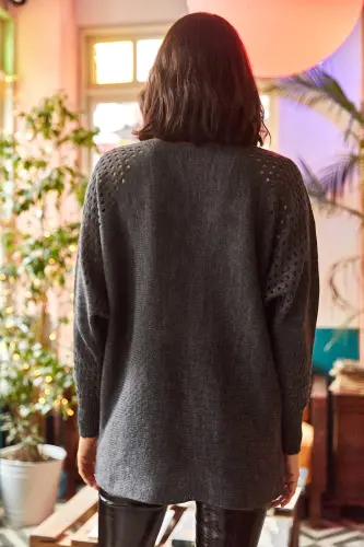 Women's Anthracite Openwork Batwing Oversize Knit Sweater - Anthracite - 4