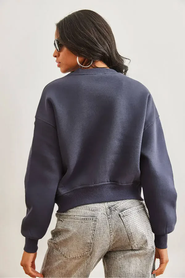 Women's Anthracite Pearl Detail Thistle Crop Heavyweight Sweatshirt SWT-19000663 - 3