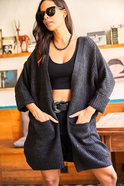 Women's Anthracite Sleeve-Rolled Pocket Loose Tricot Cardigan HRK-19000123 - Modazone