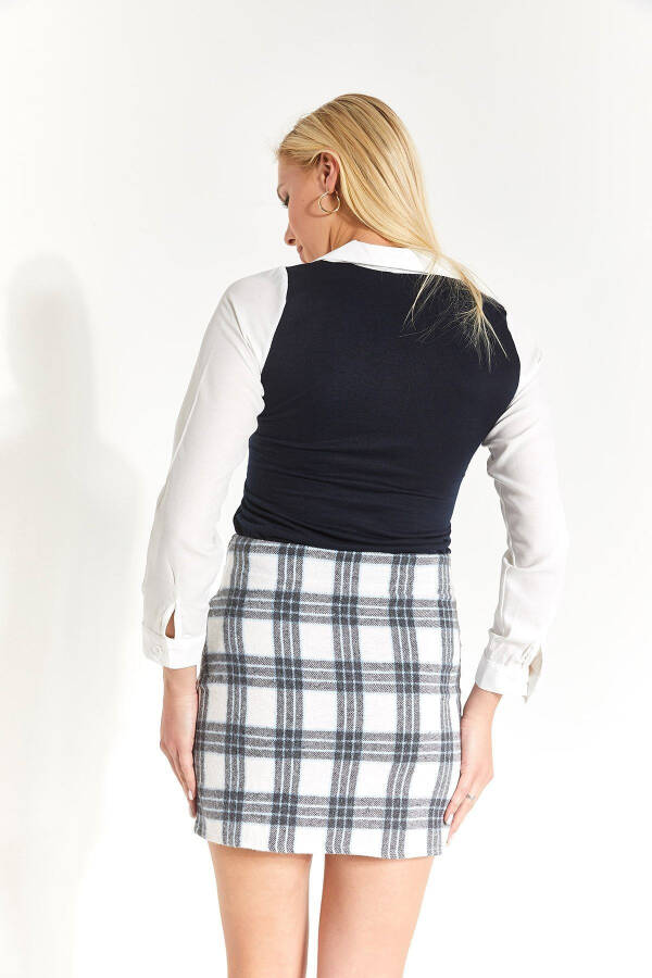 Women's Baby Blue Plaid Stitched Slit Mini Skirt - 4