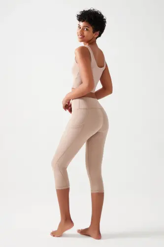 Women's Beige High Waist Shaping Double Pocket Capri Leggings - 4