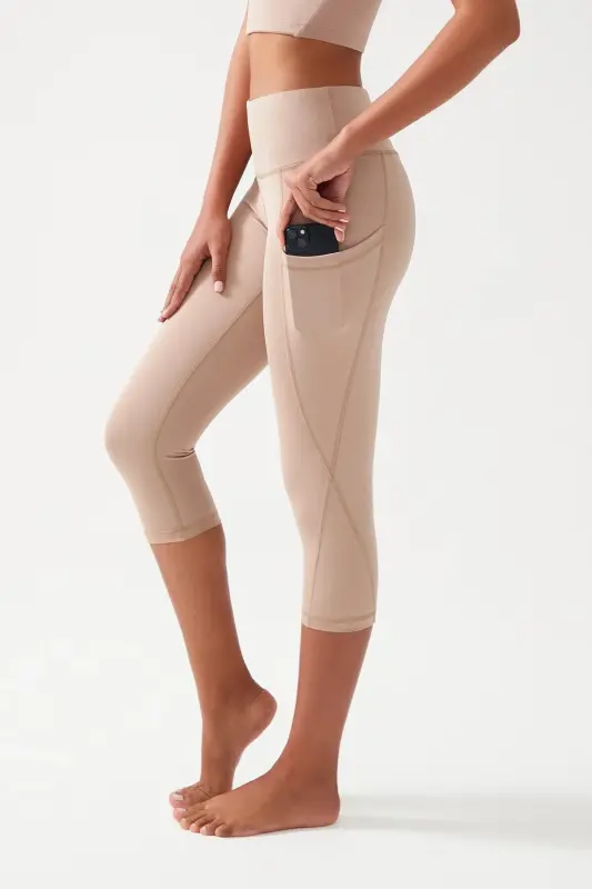 Women's Beige High Waist Shaping Double Pocket Capri Leggings - 6
