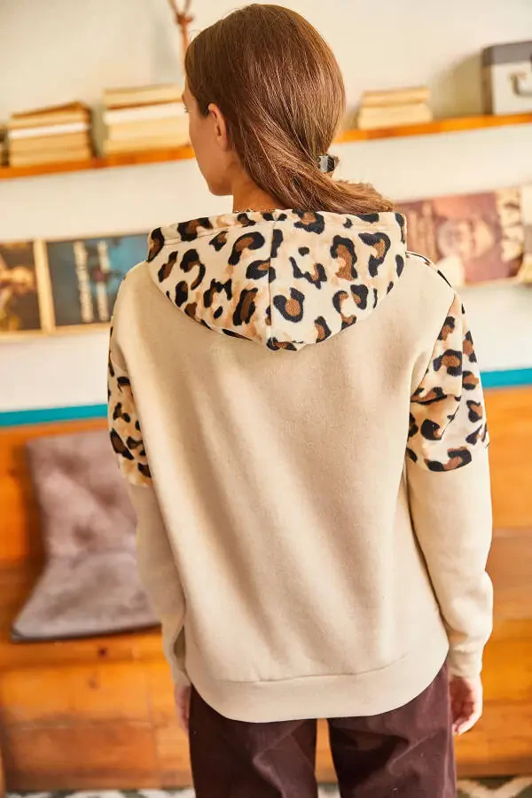 Women's Beige Leopard Fleece Detailed Thick Sweatshirt SWT-19000470 - 5