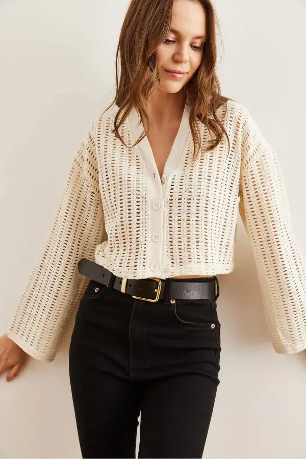 Women's Beige Perforated Button-Up Cropped Knitted Cardigan HRK-19000311 - 2