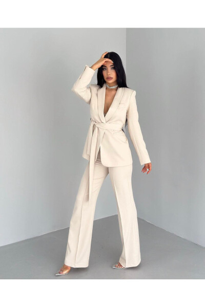 Women's Belted Jacket and Pants Suit Stone - 6