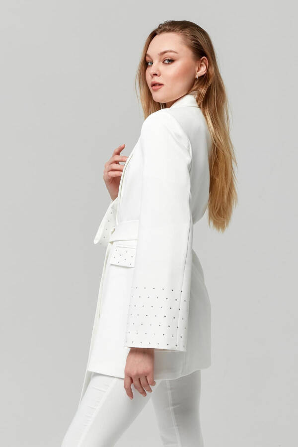 Women's Belted Pocket and Stone Detailed Wide Sleeve Jacket WHITE - 8