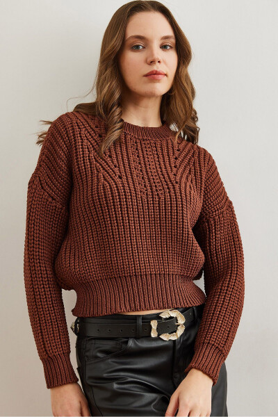 Women's Bitter Coffee Bike Collar Thick Knit Oversized Pullover Sweater KZK-19000856 - 4