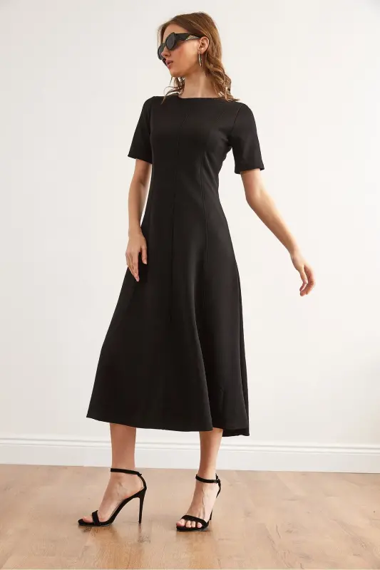 Women's Black Back Zipper Detail Knitted Midi Dress - 12