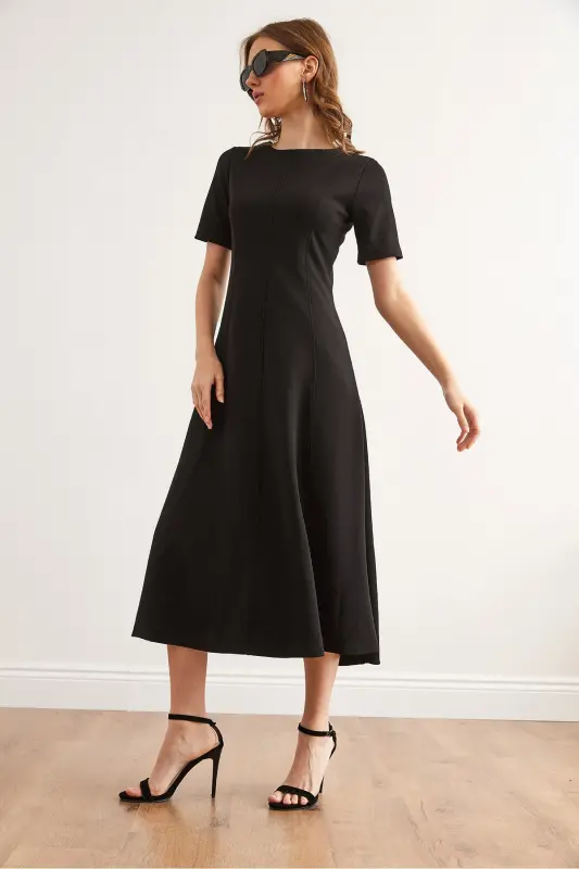 Women's Black Back Zipper Detail Knitted Midi Dress - 4