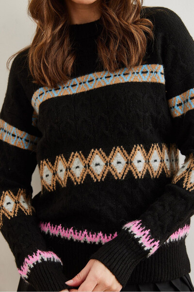Women's Black Baklava Pattern Cable Knit Sweater KZK-19000907 - 5