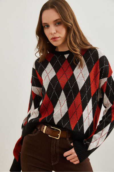 Women's Black Baklava Patterned Crop Knitted Sweater KZK-19000910 - 3