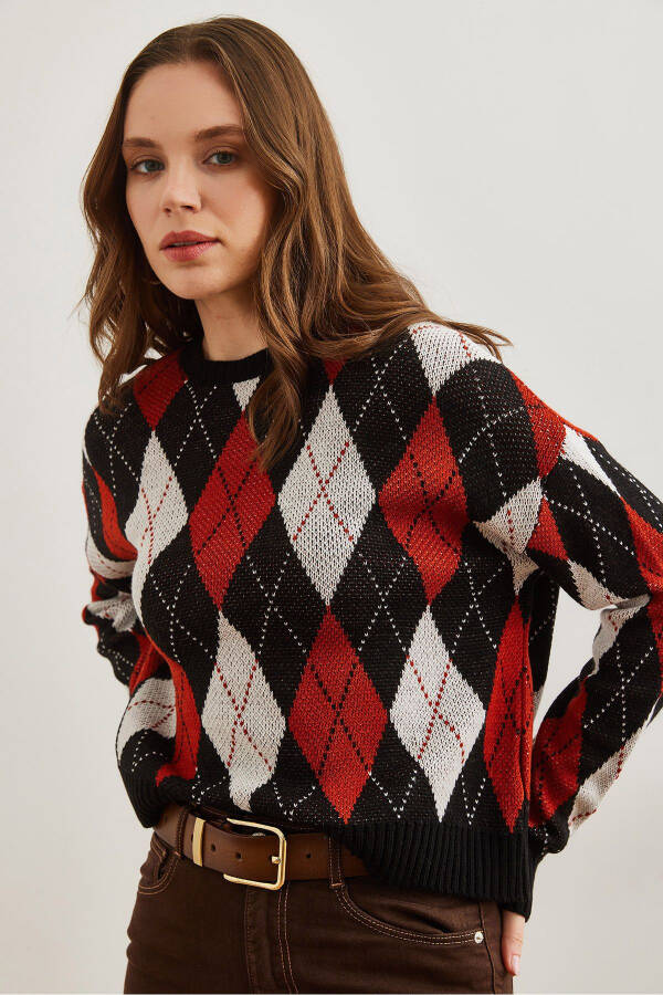 Women's Black Baklava Patterned Crop Knitted Sweater KZK-19000910 - 4