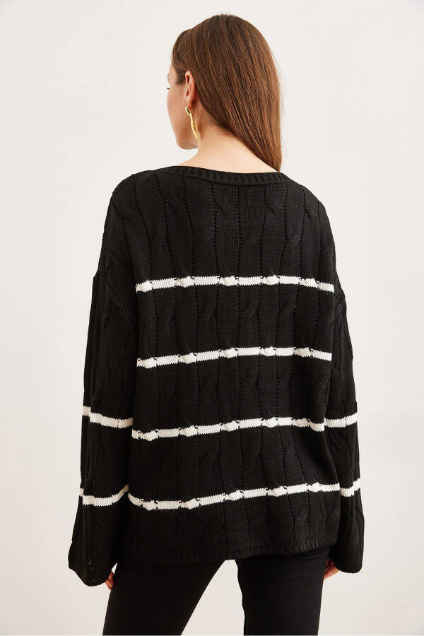 Women's Black Braid Knitted Sweater with Line Details - 6