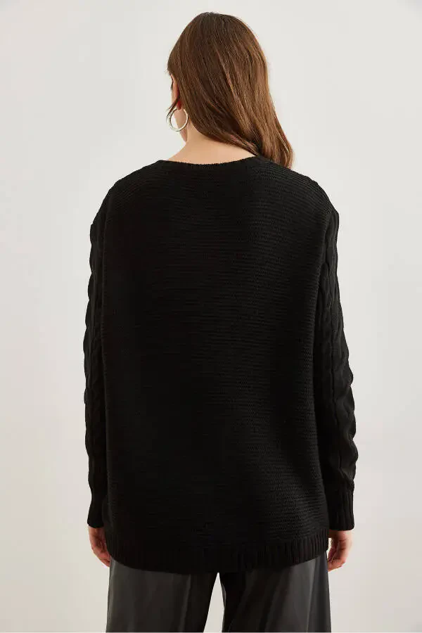 Women's Black Cable Knit Sweater with Front Braid Detail KZK-19000831 - 6