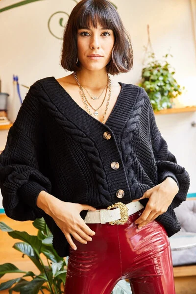 Womens Black Chunky Cable Knit Cardigan HRK-19000082 - OLALOOK (1)