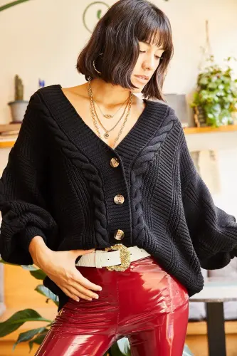Womens Black Chunky Cable Knit Cardigan HRK-19000082 