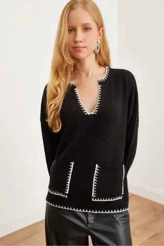 Women's Black Collar and Pocket Detailed Knitted Sweater KZK-19000810-Black - 1