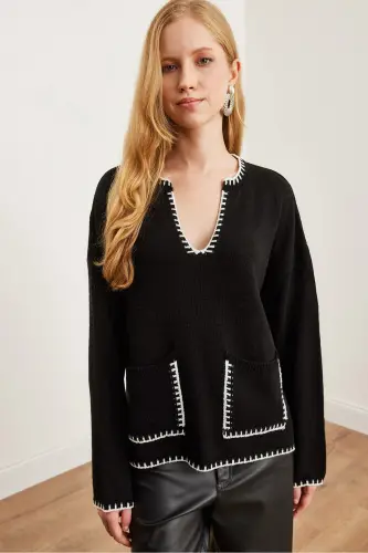 Women's Black Collar and Pocket Detailed Knitted Sweater KZK-19000810-Black - 3