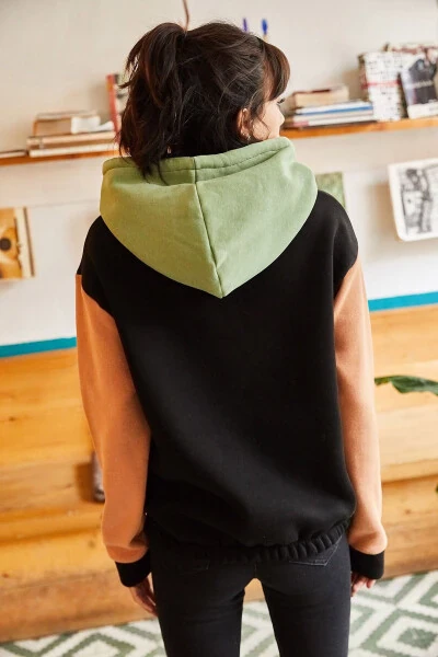 Women's Black Color Block Fleece Sweatshirt SWT-19000327 - 6