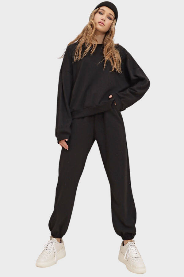 Women's Black Crew Neck Elastic Waist & Cuff Two-Thread Basic Tracksuit ALC-507-669-001 - 1