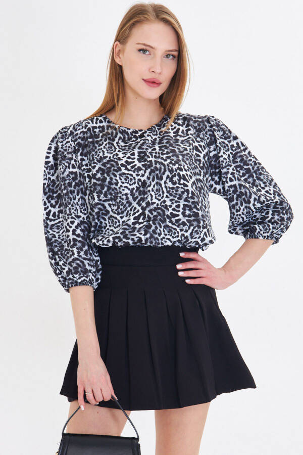 Women's Black Crew Neck Short Sleeve Patterned Shirt A - 4
