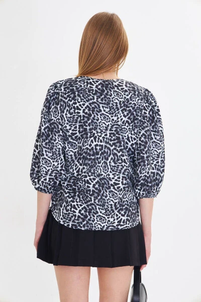 Women's Black Crew Neck Short Sleeve Patterned Shirt A - 5