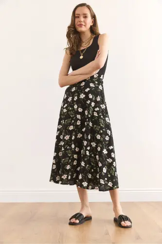Women's Black Daisy Side Hidden Zipper Embellished M - 4