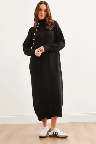 Women's Black Detachable Collar Button Detailed Maxi T 