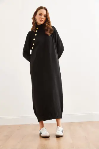 Women's Black Detachable Collar Button Detailed Maxi T - 2