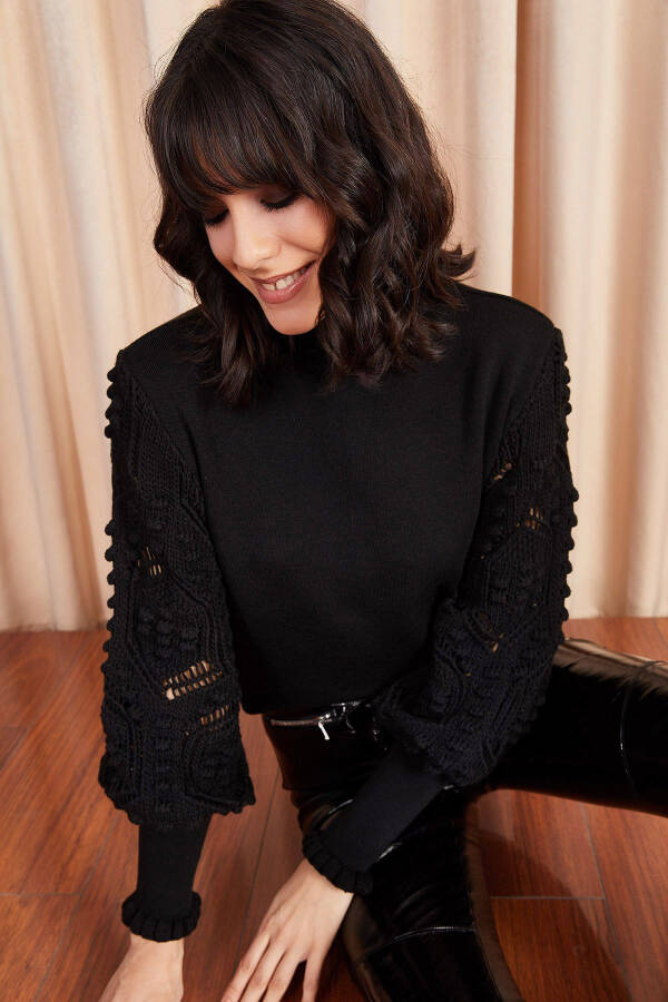 Women's Black Detailed Sleeve Soft Textured Knit Sweater KZK-19000175 - 1