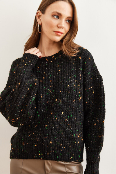 Women's Black Detailed Soft Texture Oversized Knitted Sweater KZK-19000862 - 3
