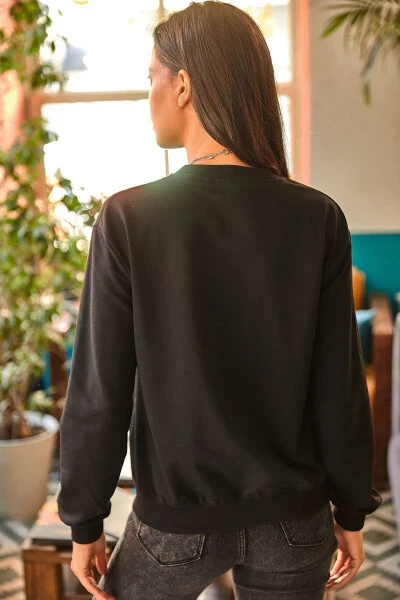 Women's Black Eye Embroidery Seasonal Sweatshirt SWT-19000598 - 5