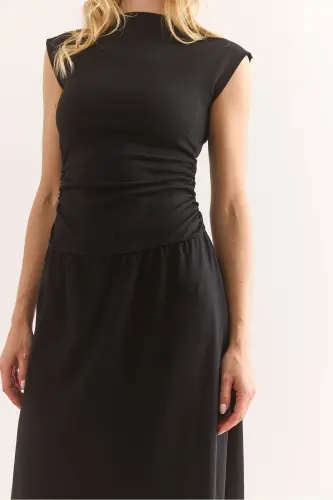 Women's Black Fitted Waist Steel Interlock Dress - 6