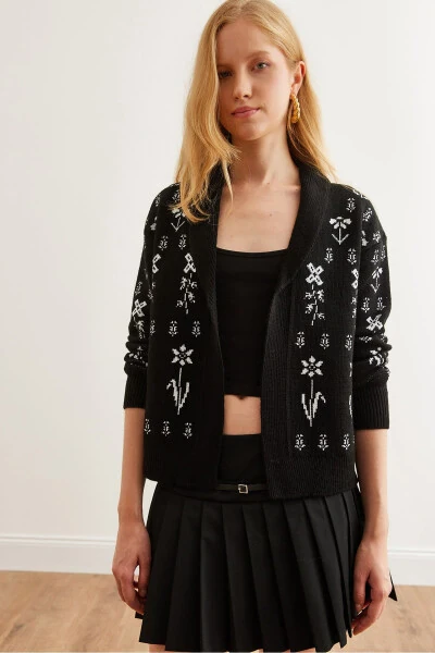 Women's Black Flower Pattern Shawl Collar Knit Cardigan HRK-19000294 - Olalook (1)
