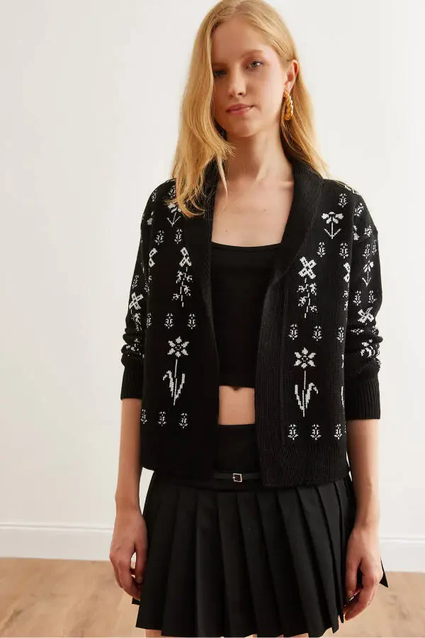 Women's Black Flower Pattern Shawl Collar Knit Cardigan HRK-19000294 - 2